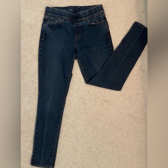 Levi’s jeans pull on with elastic band , blue mid rise size 6, good preowned con - Picture 1 of 8